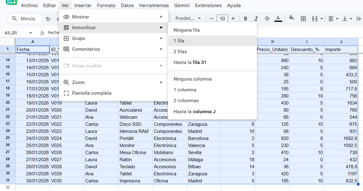Hoja de Excel con paneles inmovilizados al hacer scroll